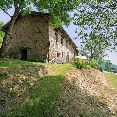 Le Fratte Appartamento Pertica Alta